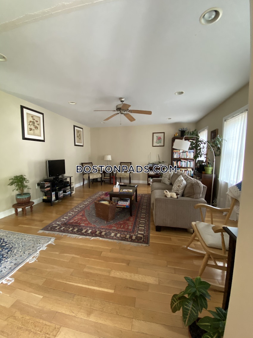 BOSTON - MATTAPAN - 3 Beds, 1 Bath - Image 27