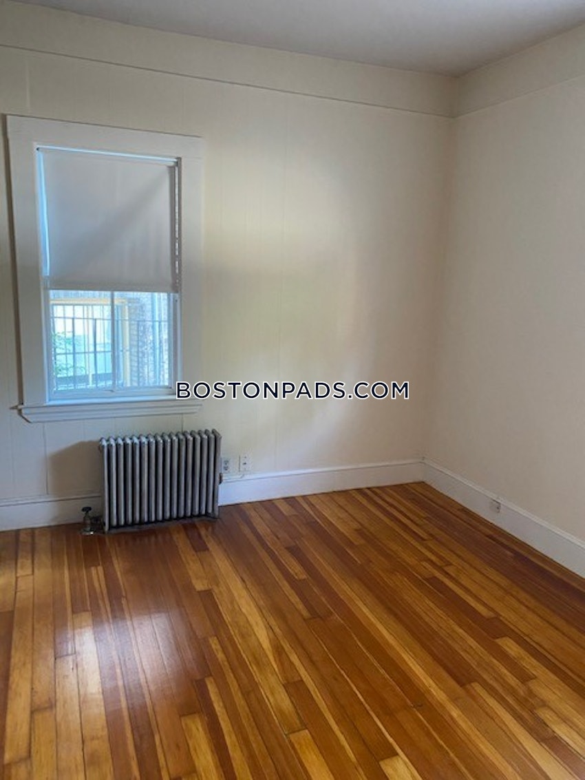 CAMBRIDGE - HARVARD SQUARE - 1 Bed, 1 Bath - Image 8