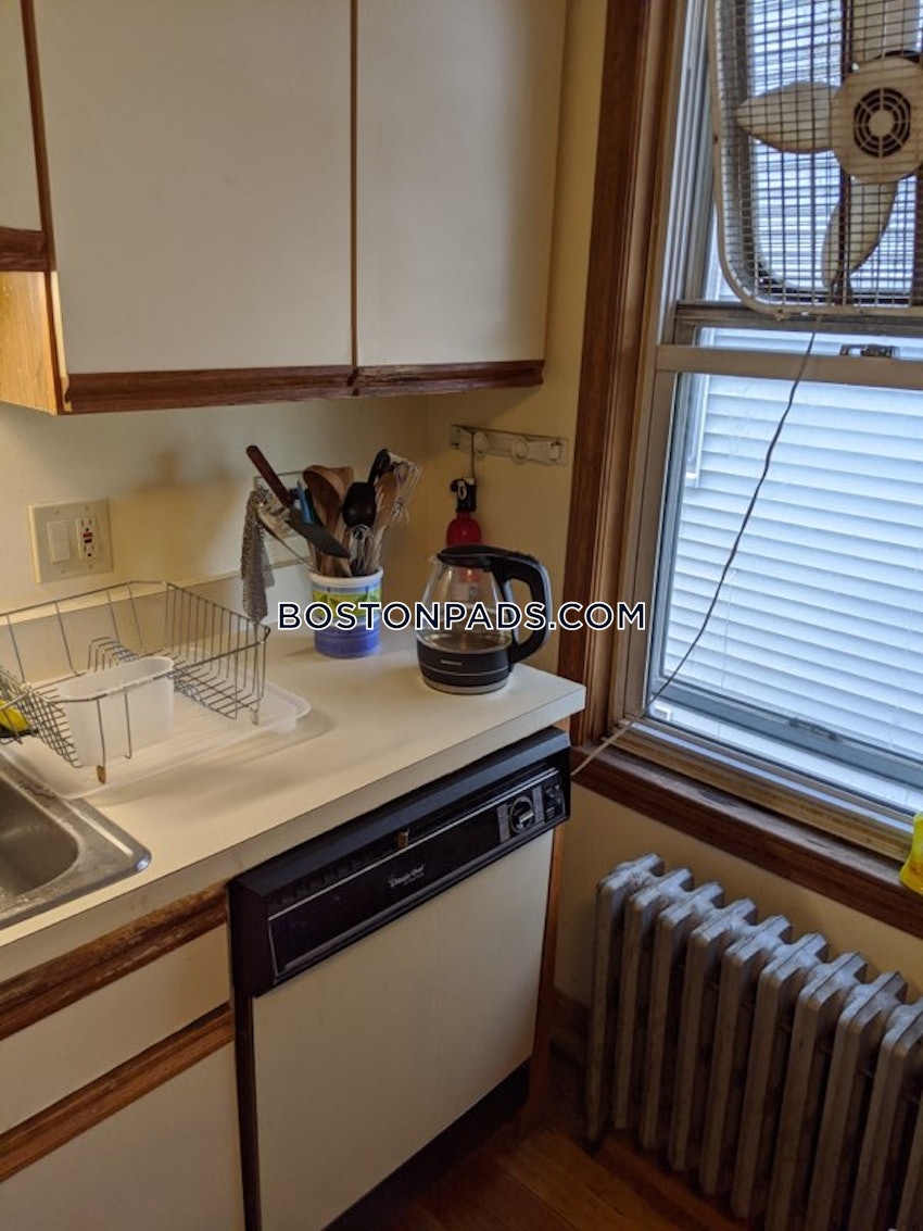 BOSTON - BRIGHTON - NORTH BRIGHTON - 3 Beds, 1 Bath - Image 6