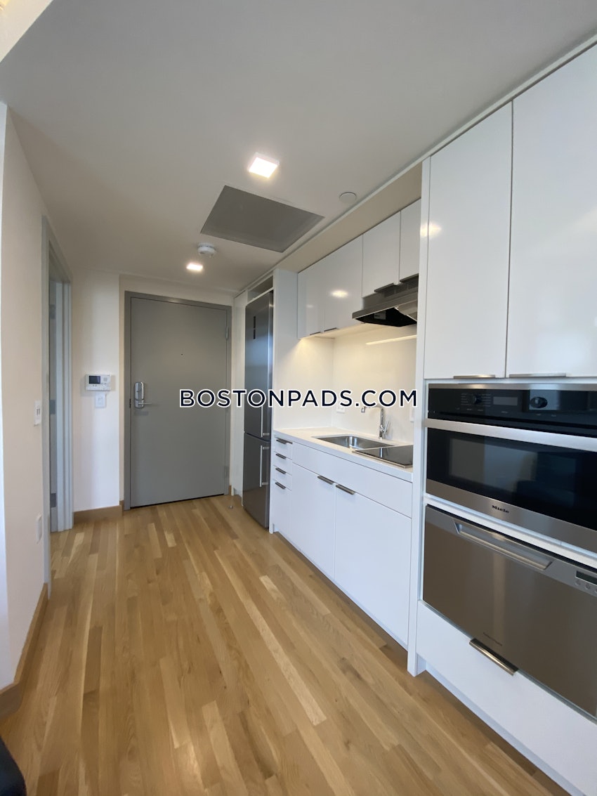 CAMBRIDGE - HARVARD SQUARE - 1 Bed, 1 Bath - Image 4