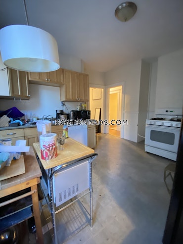 Boston - 3 Beds, 1 Baths