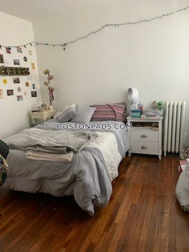 Boston - 2 Beds, 1 Baths