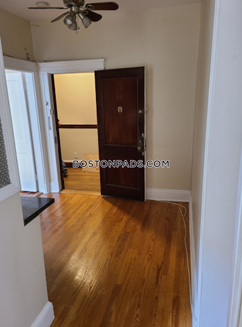 BOSTON - ALLSTON - 2 Beds, 1 Bath - Image 9