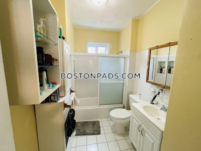 Cambridge 3.5 Bed 1 Bath CAMBRIDGE  Central Square/cambridgeport - $4,400