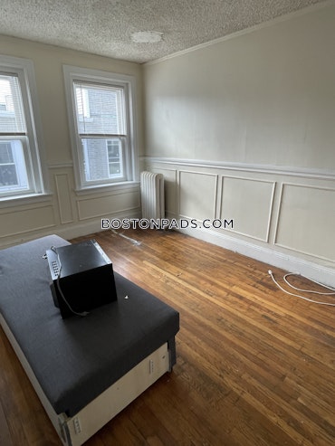 Boston - 2 Beds, 1 Baths