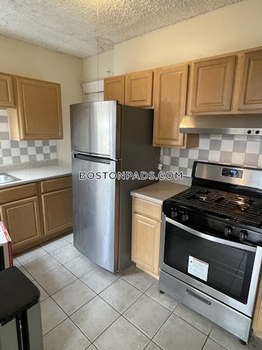 Boston - 2 Beds, 1 Baths