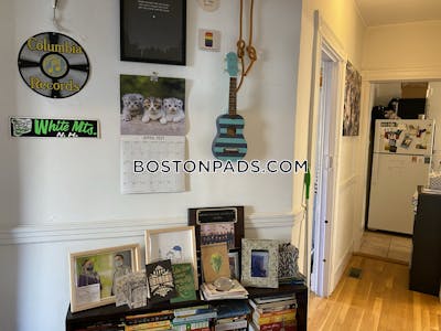 Somerville 2 Bed 1 Bath SOMERVILLE  Tufts - $2,900 No Fee