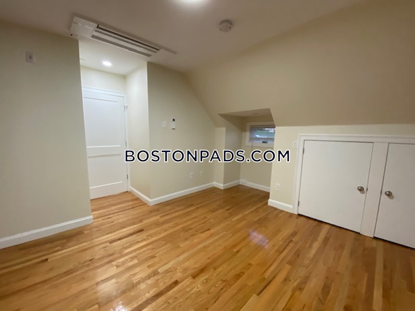 Brookline - $5,900+ /month