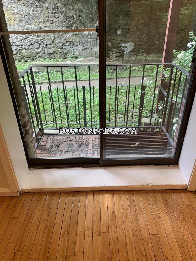 Wait St., Roxbury Crossing