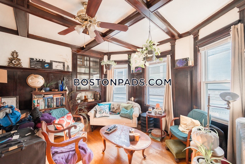 BOSTON - DORCHESTER - SAVIN HILL - 4 Beds, 1.5 Baths - Image 24