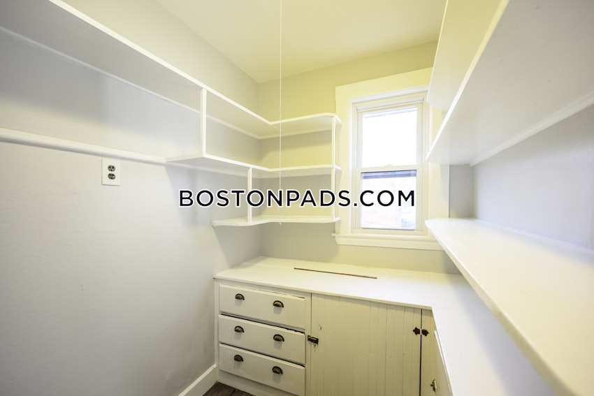 BOSTON - DORCHESTER - SAVIN HILL - 4 Beds, 1.5 Baths - Image 12