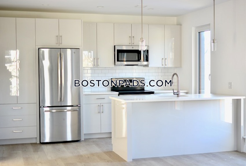 BOSTON - FORT HILL - 4 Beds, 2 Baths - Image 5