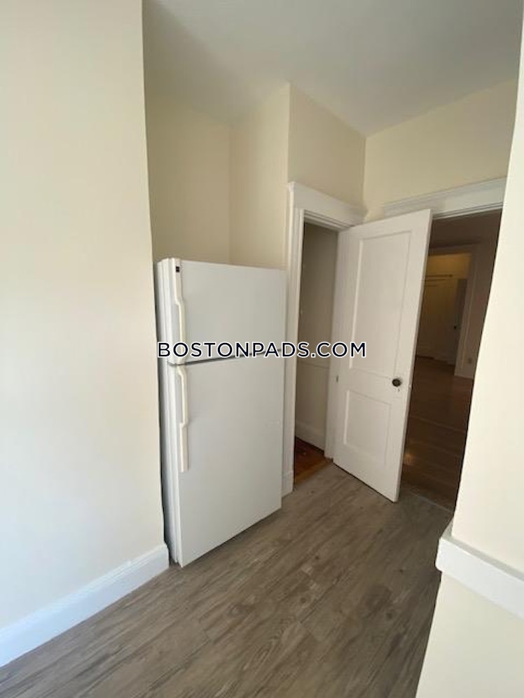 Alton Place, Brookline