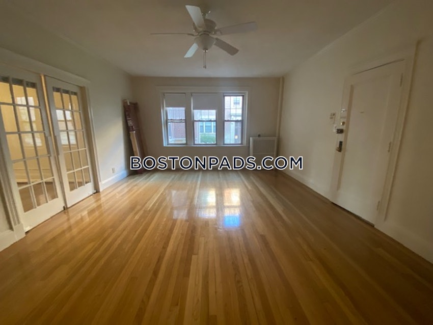 BROOKLINE- COOLIDGE CORNER - 3 Beds, 1 Bath - Image 22