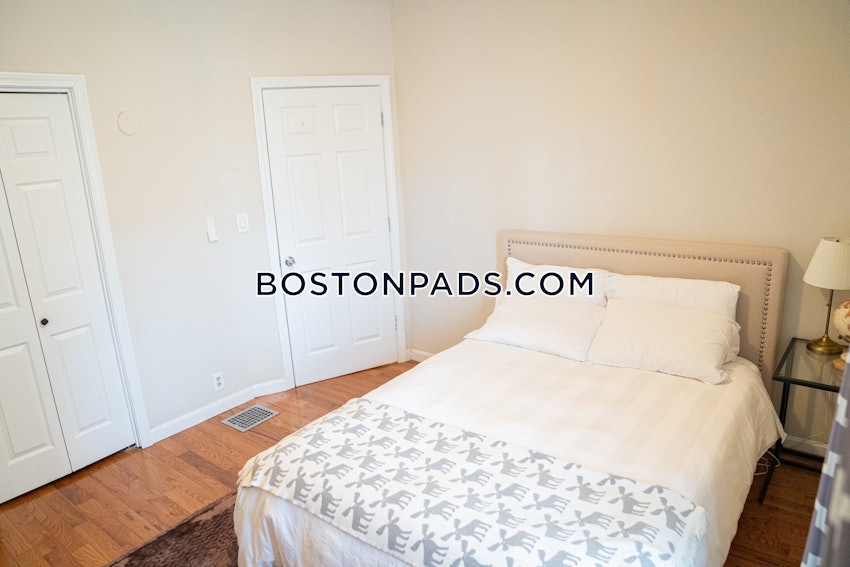 BOSTON - ALLSTON - 3 Beds, 1 Bath - Image 5