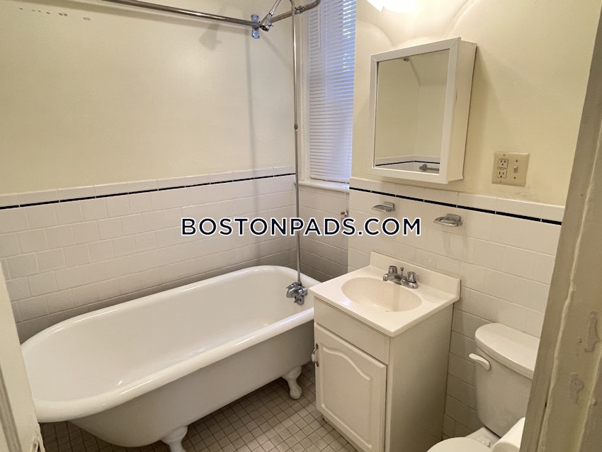 BOSTON - FENWAY/KENMORE - 2 Beds, 1 Bath - Image 9
