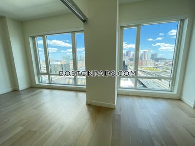 South End 1 Bed 1 Bath Boston - $3,080 No Fee