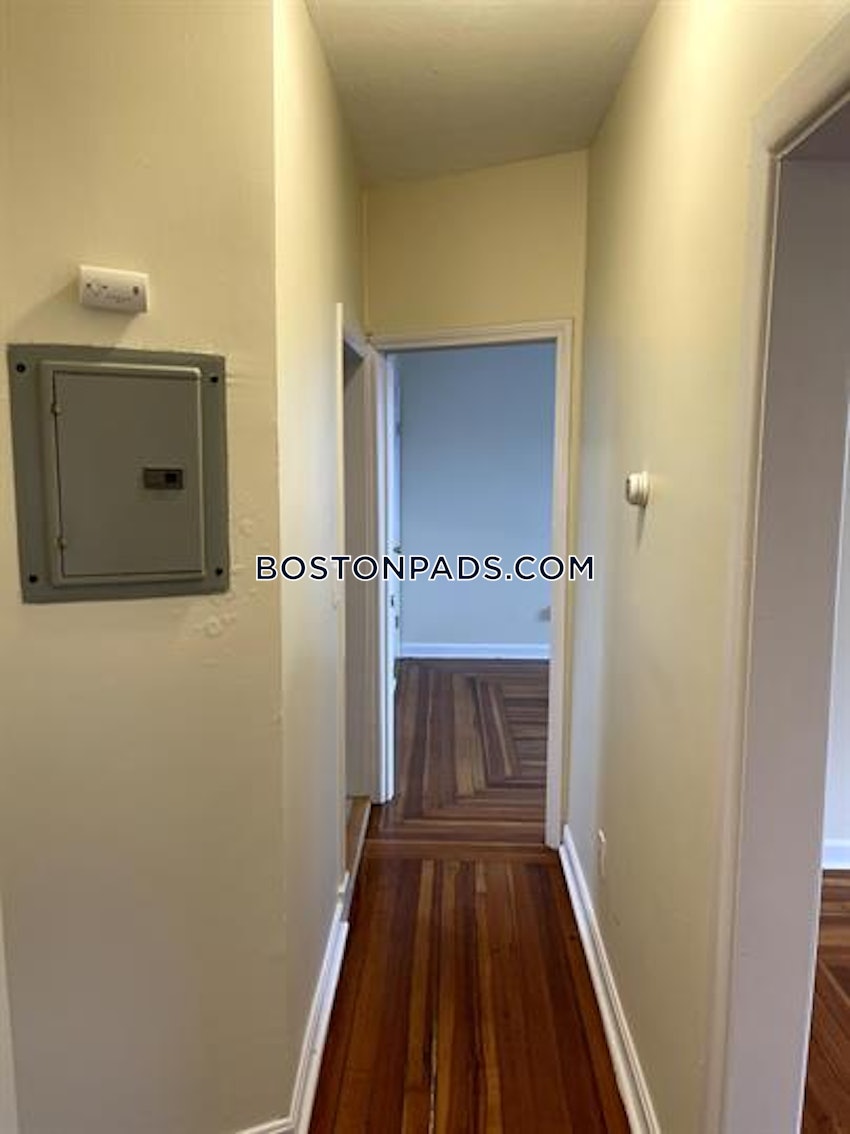 BOSTON - MATTAPAN - 3 Beds, 1 Bath - Image 5