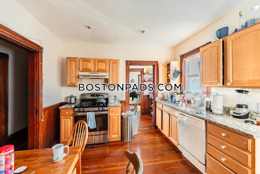 BOSTON - JAMAICA PLAIN - FOREST HILLS - 4 Beds, 1 Bath - Image 6