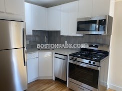 Massachusetts Ave./>, Cambridge