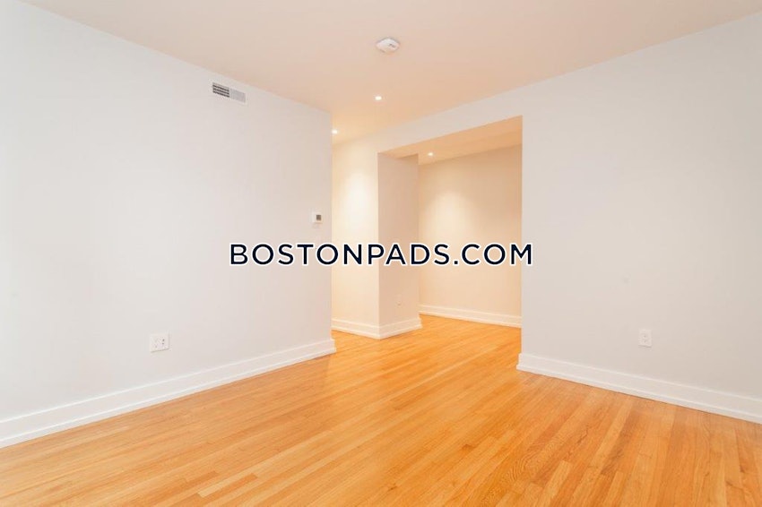 CAMBRIDGE - PORTER SQUARE - 1 Bed, 1 Bath - Image 7