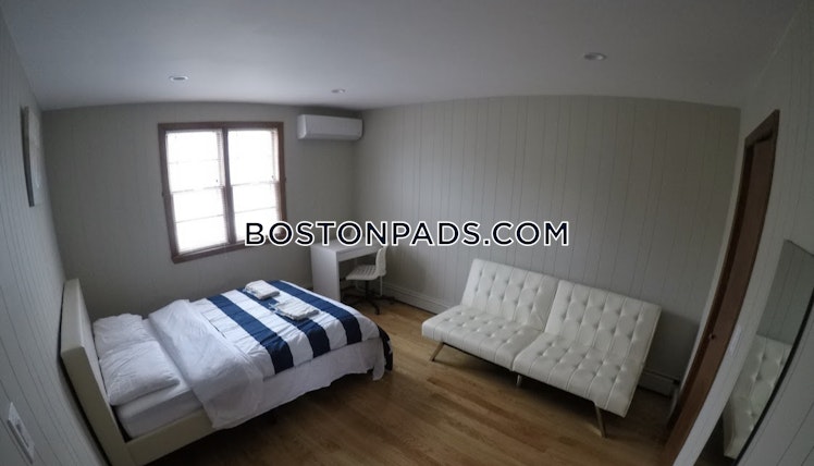 Brookline St., Cambridge