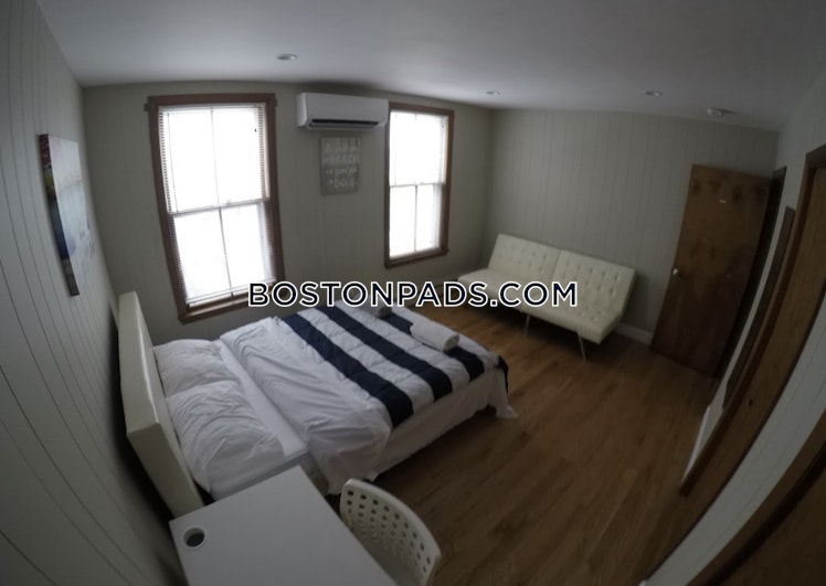 Brookline St., Cambridge