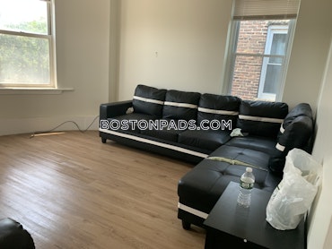 Boston - 4 Beds, 2 Baths