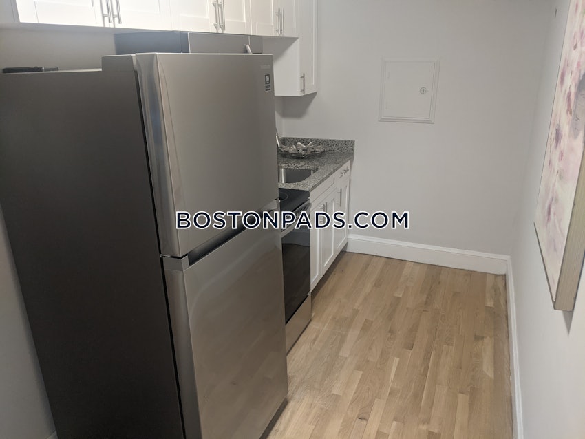 QUINCY - QUINCY CENTER - 1 Bed, 1 Bath - Image 7