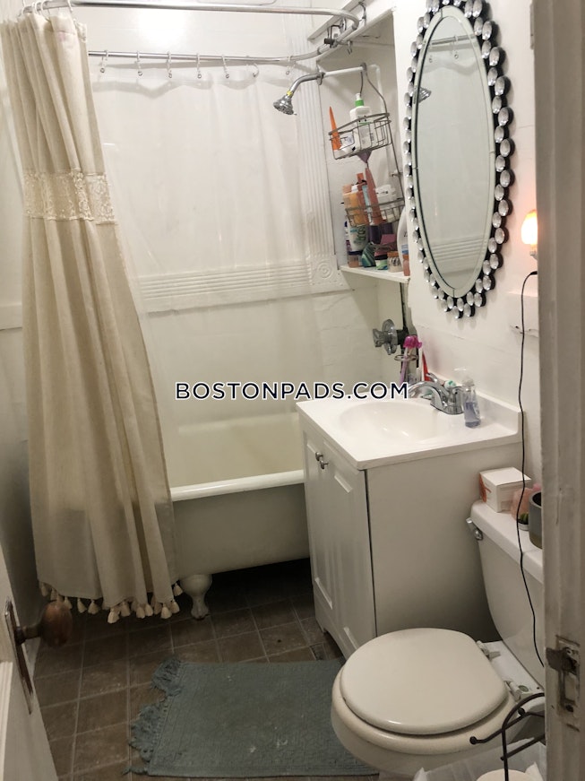 Boston - $4,800+ /mo