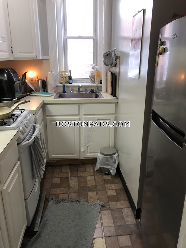 Boston - $4,800+ /mo