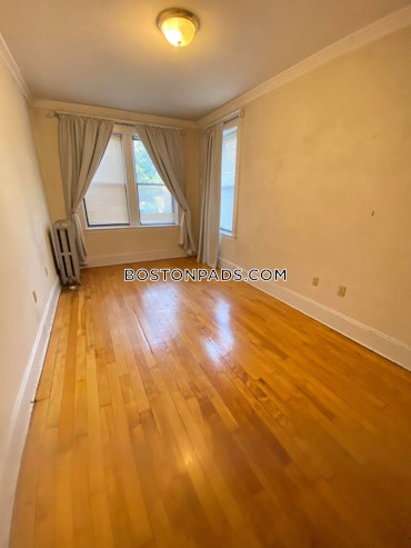 Boston - 3 Beds, 1 Baths