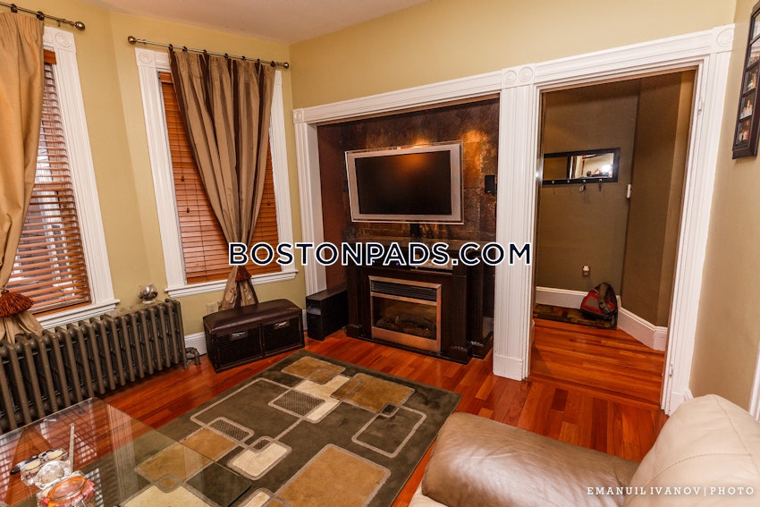 BOSTON - MISSION HILL - 2 Beds, 1 Bath - Image 3