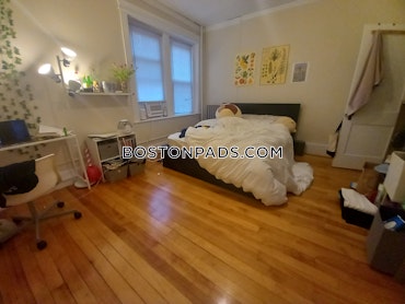 Boston - 4 Beds, 1 Baths