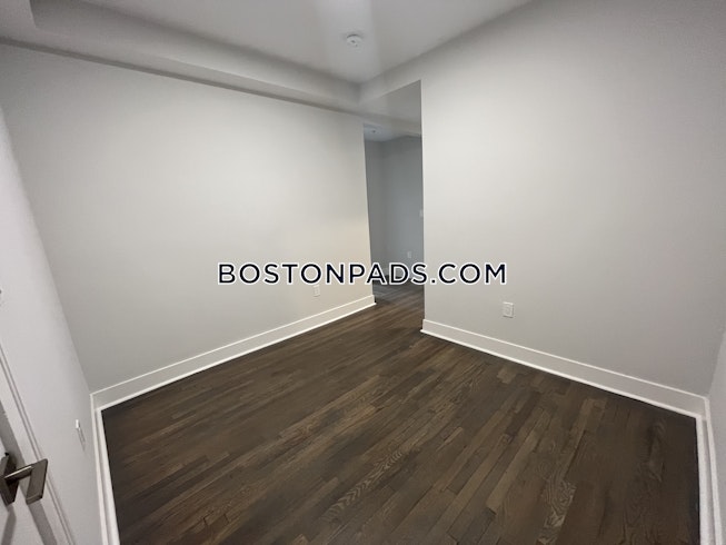 Boston - $4,050+ /mo