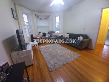 Boston - 3 Beds, 1 Baths