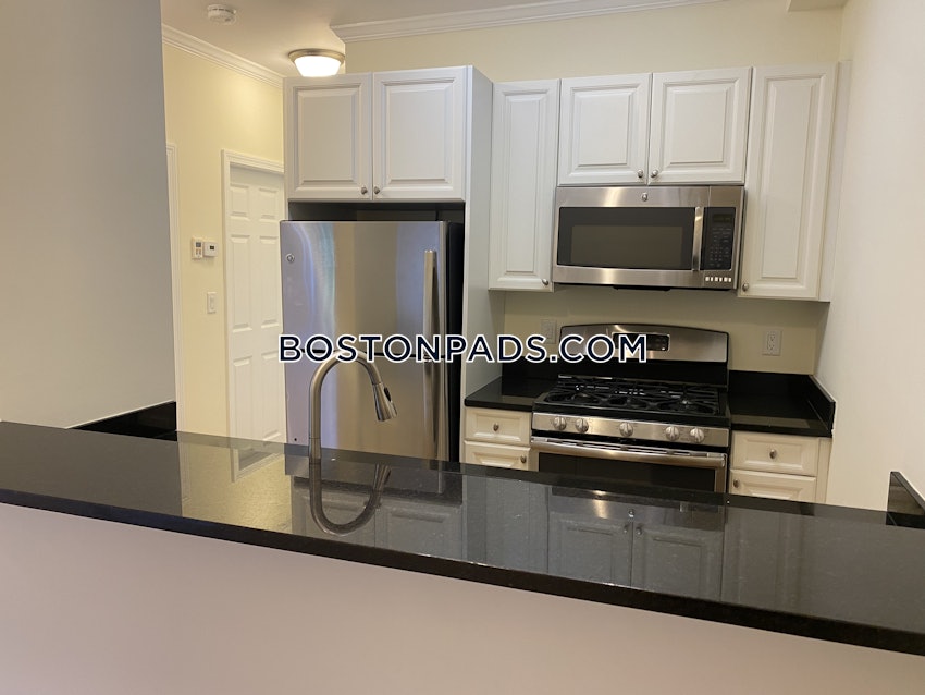 CAMBRIDGE - HARVARD SQUARE - 3 Beds, 2 Baths - Image 1