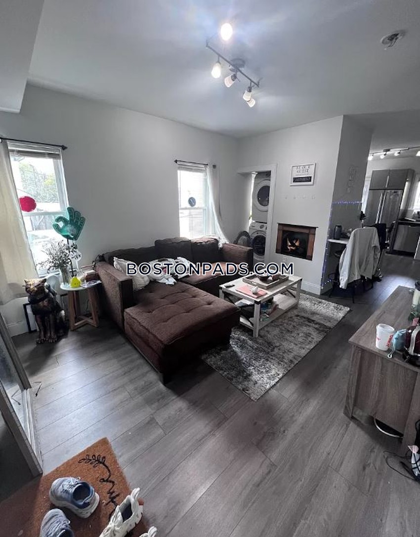 BOSTON - SOUTH BOSTON - ANDREW SQUARE - 4 Beds, 1 Bath - Image 7