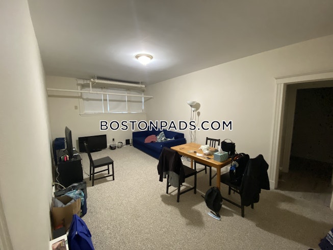 Brookline - $2,700+ /mo