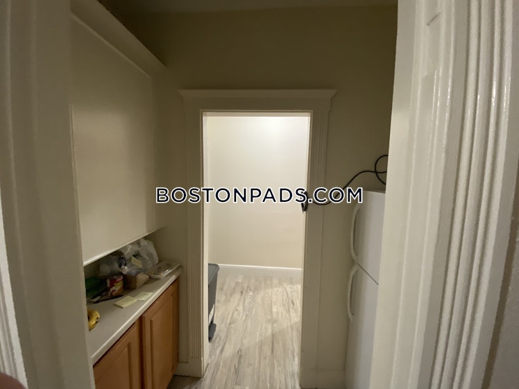 Alton Place, Brookline