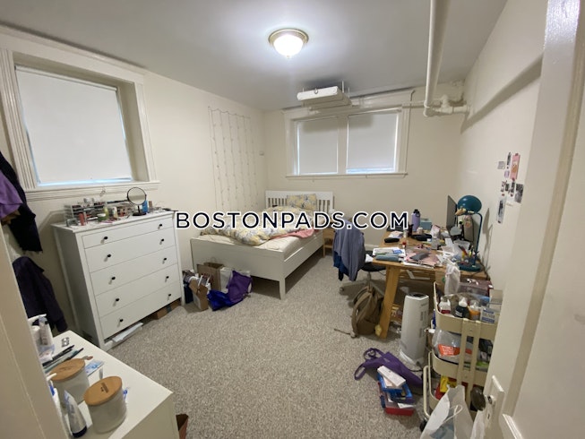 Brookline - $2,700+ /mo