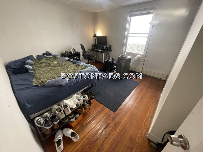 CAMBRIDGE - CENTRAL SQUARE/CAMBRIDGEPORT - 3 Beds, 2 Baths - Image 9