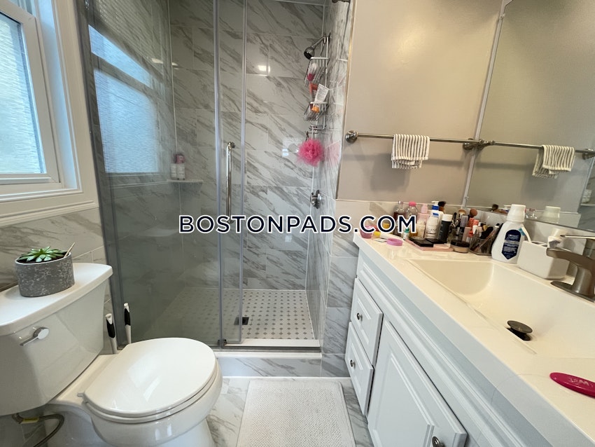 BOSTON - ALLSTON - 4 Beds, 3 Baths - Image 12