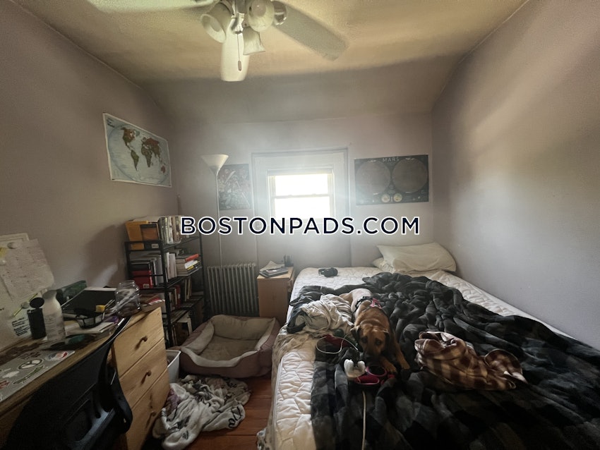 BOSTON - BRIGHTON - OAK SQUARE - 3 Beds, 1 Bath - Image 12