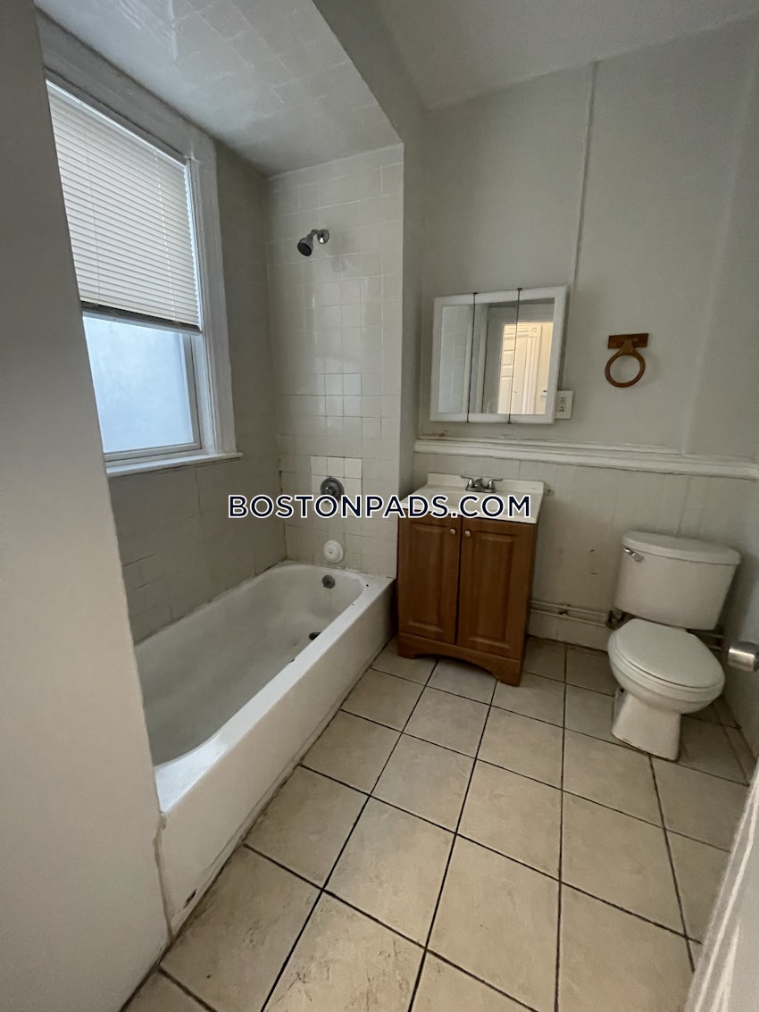 BOSTON - ROXBURY - 3 Beds, 1 Bath - Image 64