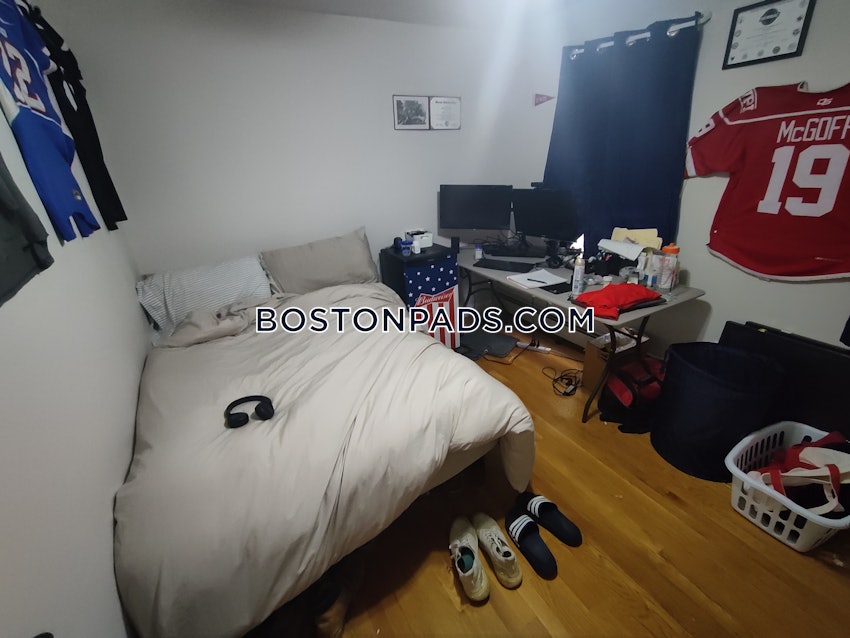 BOSTON - SOUTH BOSTON - ANDREW SQUARE - 3 Beds, 1 Bath - Image 9