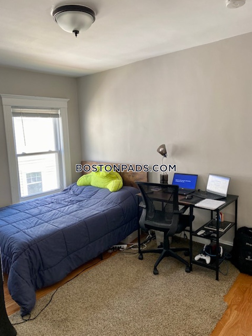 BOSTON - BRIGHTON - OAK SQUARE - 4 Beds, 2 Baths - Image 7