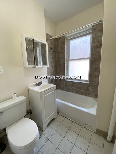 Boston - 2 Beds, 1 Baths