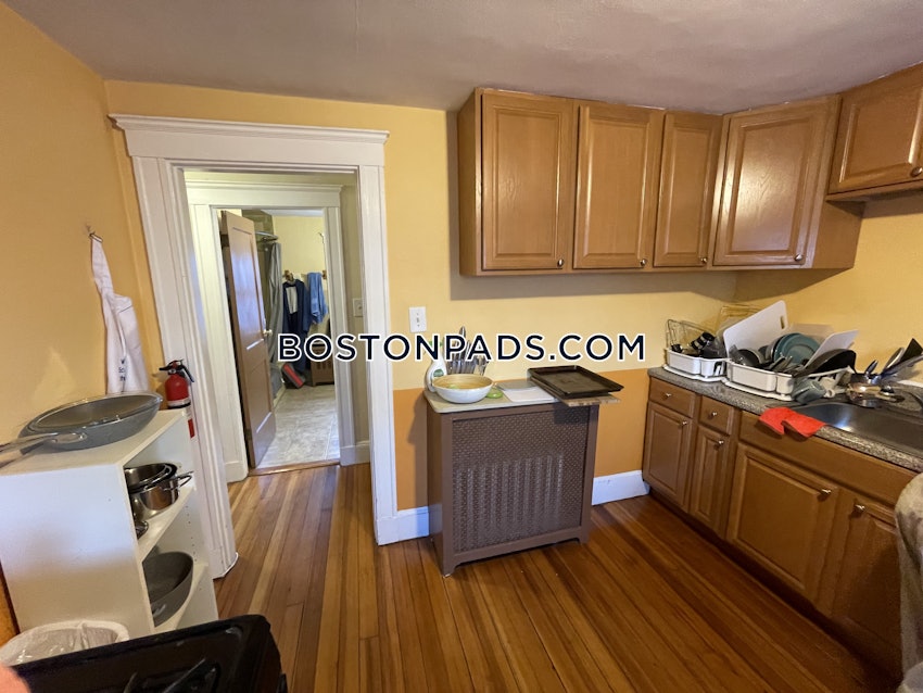 BOSTON - ALLSTON - 3 Beds, 2 Baths - Image 6