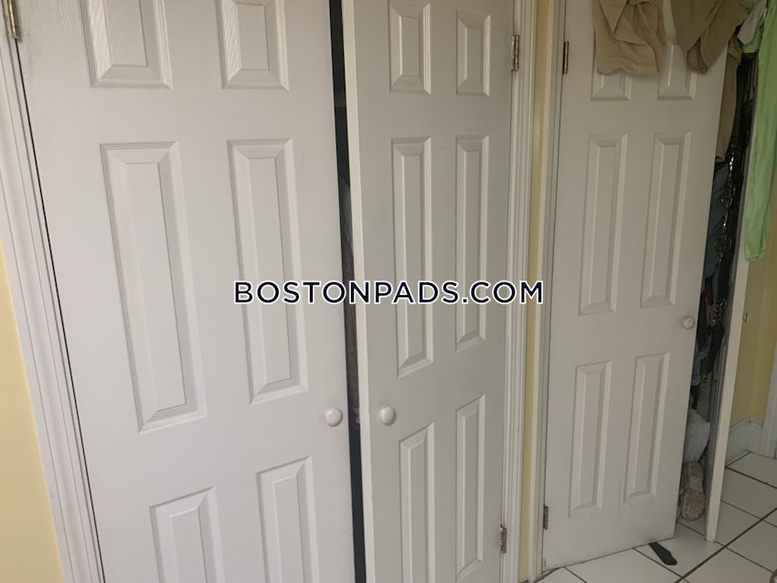 BOSTON - MISSION HILL - 3 Beds, 2 Baths - Image 31